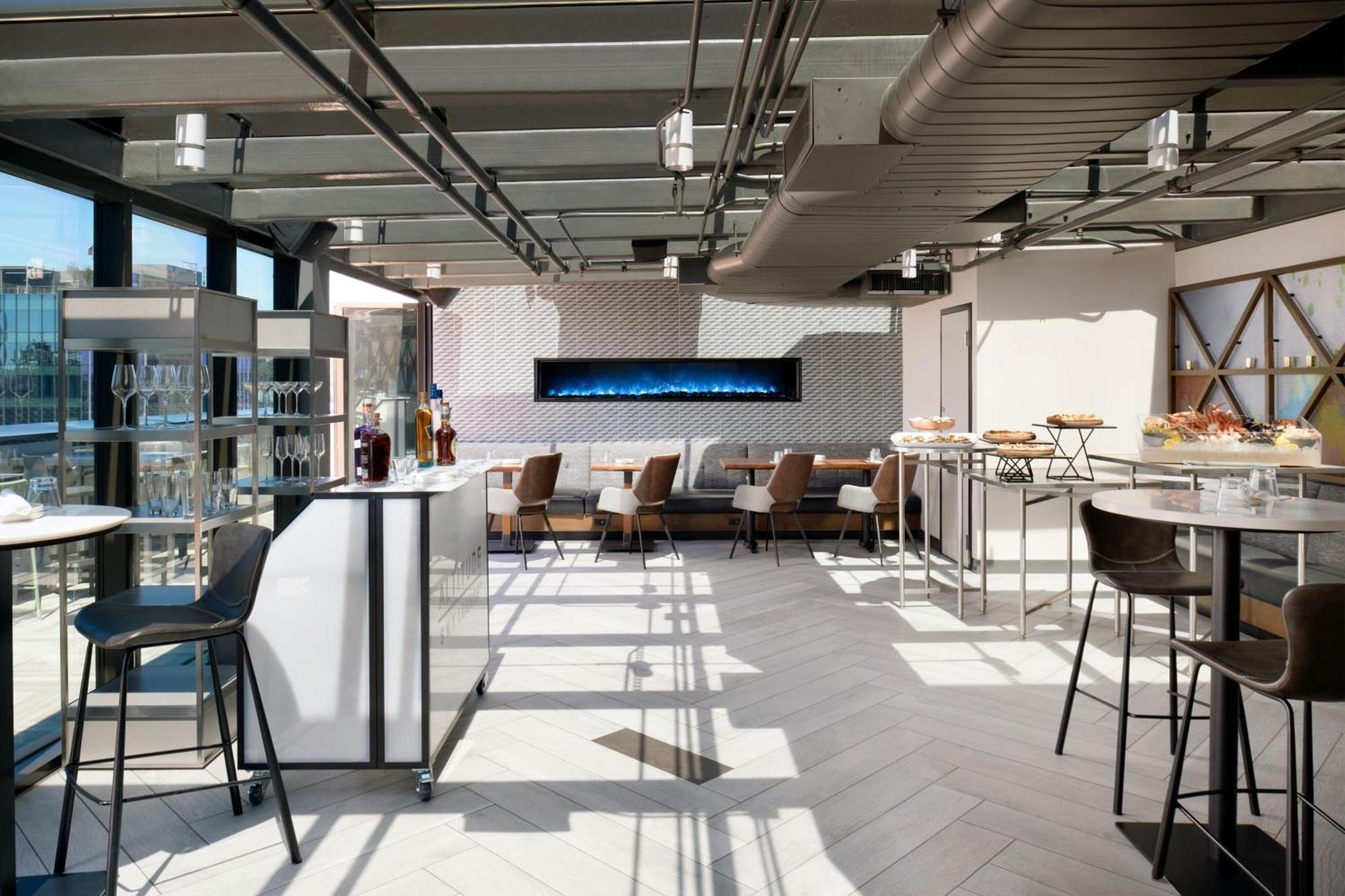 Astra Hotel, Seattle, A Tribute Portfolio Hotel By Marriott Exterior photo